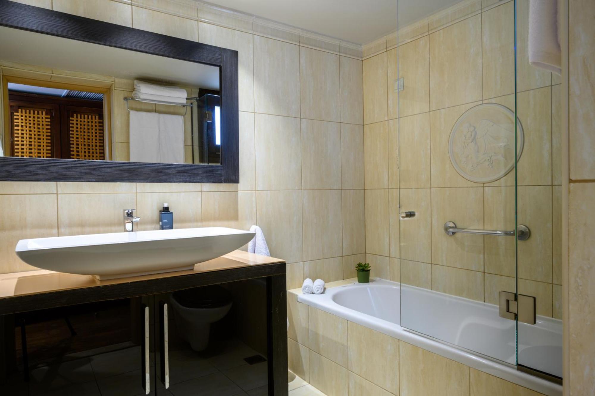 ואסיליקי Elisso Boutique Hotel מראה חיצוני תמונה
