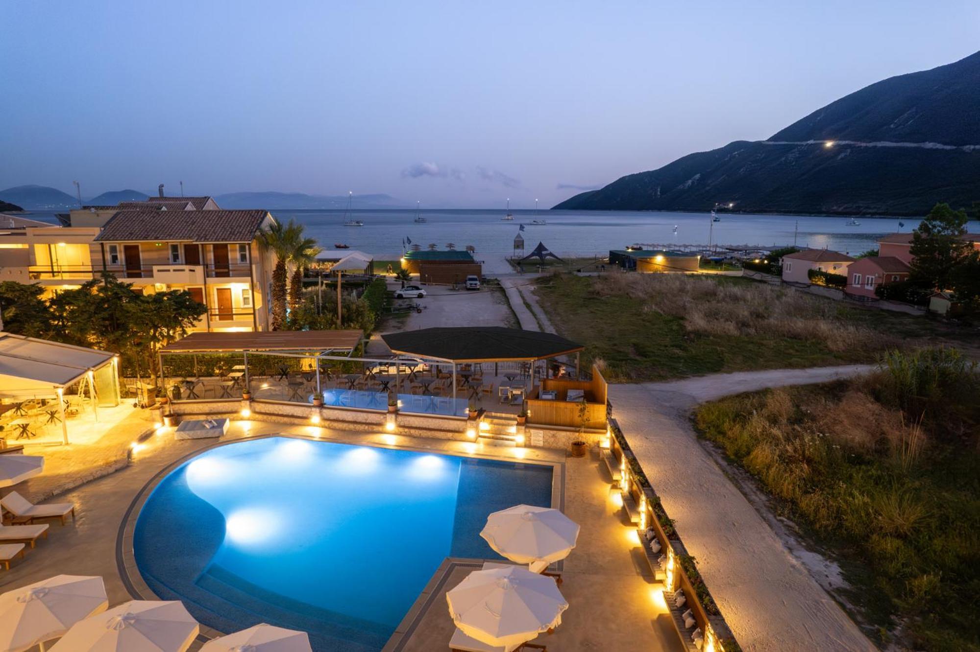 ואסיליקי Elisso Boutique Hotel מראה חיצוני תמונה